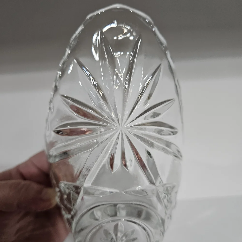 🌟Anchor‎ Hocking Pressed Glass Starburst Serving Bowl